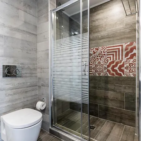 Crystal With Swimming Pool In *