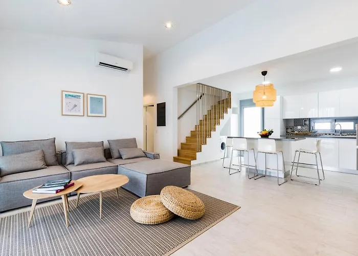 Crystal With Swimming Pool In *